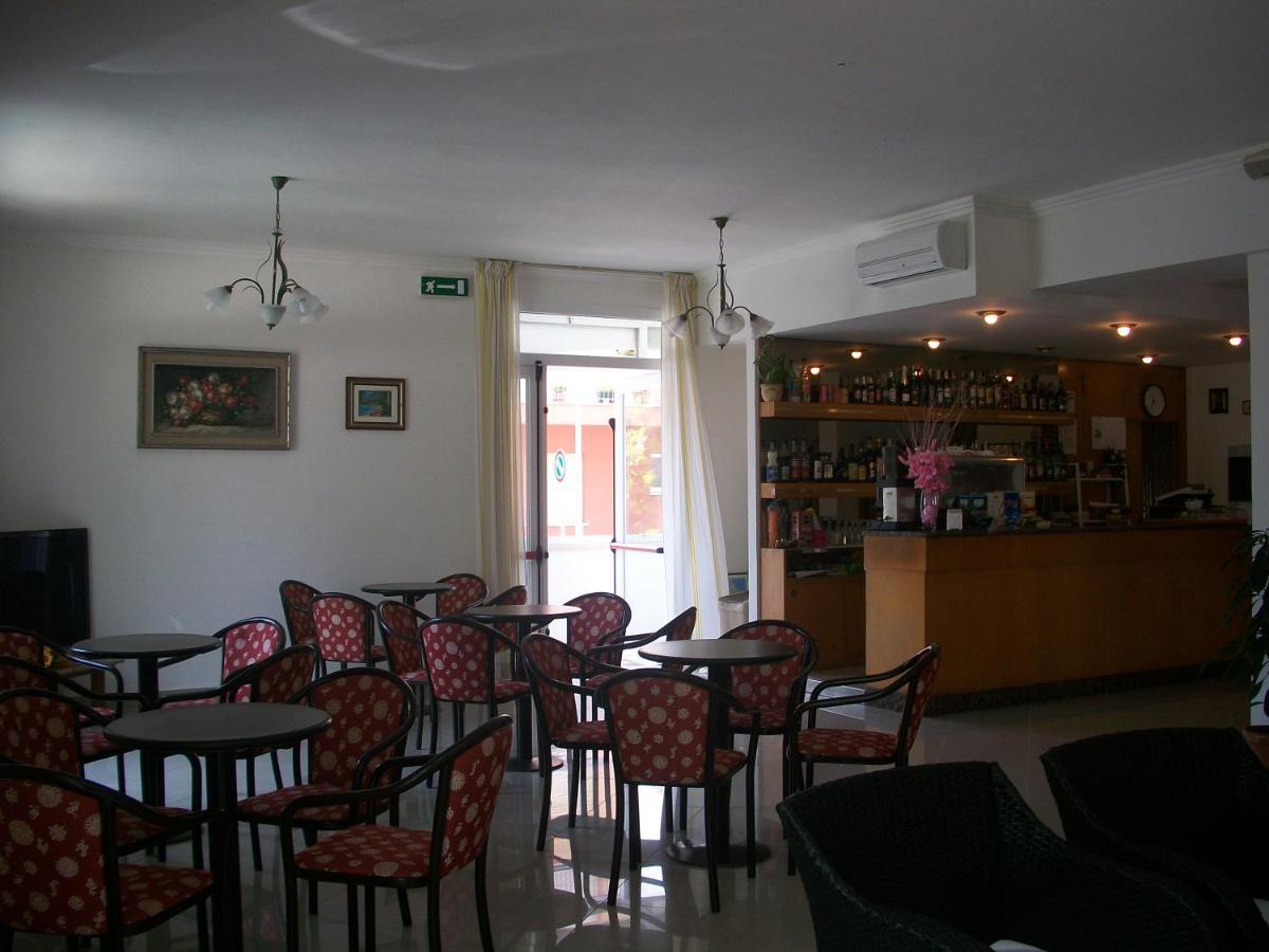 Hotel Liliana 里米尼 外观 照片