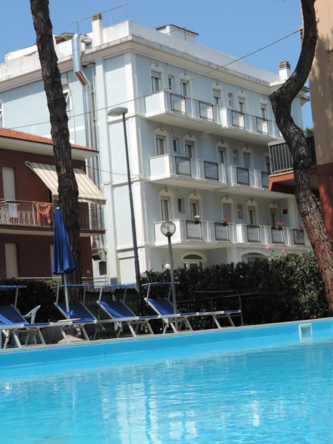 Hotel Liliana 里米尼 外观 照片